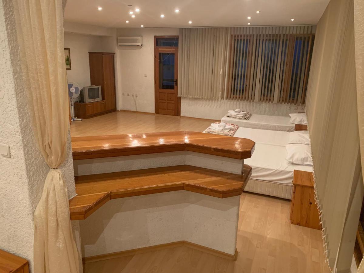 Hotel Moskoiani 比亚拉 外观 照片